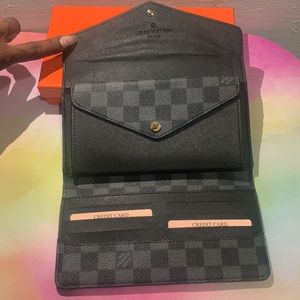 Louis Vuitton Women’s Wallet